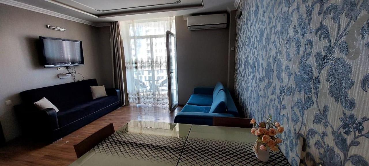Aparthotel In Orbi Sea Towers Batumi Exterior photo